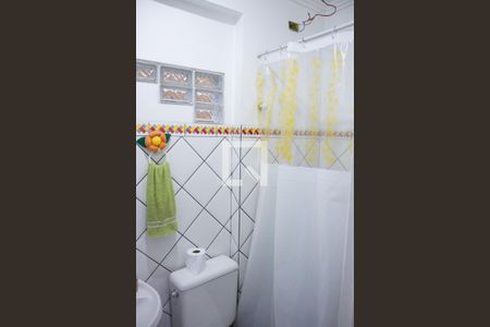 Casa de condomínio à venda com 119m², 2 quartos e 1 vaga Casa de condomínio à venda com 119m², 2 quartos e 1 vagaBanheiro