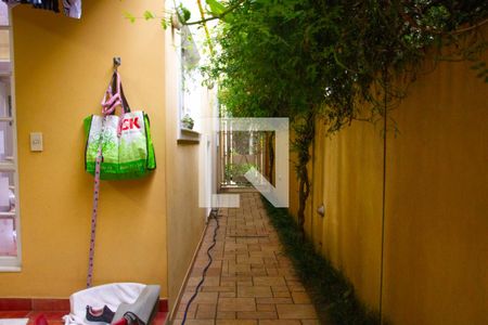 Casa de condomínio à venda com 119m², 2 quartos e 1 vaga Casa de condomínio à venda com 119m², 2 quartos e 1 vagaQuintal