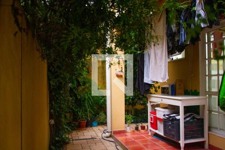 Casa de condomínio à venda com 119m², 2 quartos e 1 vaga Casa de condomínio à venda com 119m², 2 quartos e 1 vagaQuintal