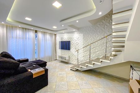 Sala de casa à venda com 4 quartos, 160m² em Vila Prudente, São Paulo