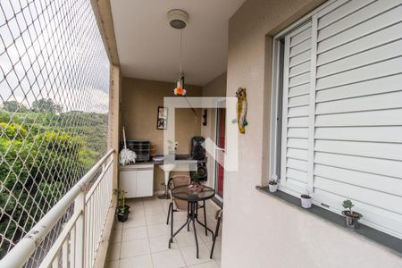 Varanda de apartamento à venda com 3 quartos, 80m² em Jardim Tupanci, Barueri