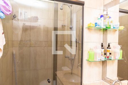 Apartamento à venda com 60m², 3 quartos e 1 vaga Apartamento à venda com 60m², 3 quartos e 1 vagaBanheiro