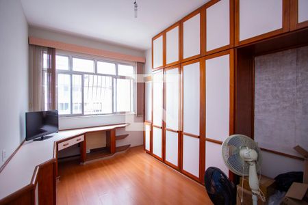 Quarto 1 de apartamento para alugar com 3 quartos, 201m² em Icaraí, Niterói