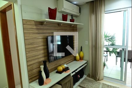 Sala de apartamento para alugar com 2 quartos, 90m² em Vilamar, Praia Grande