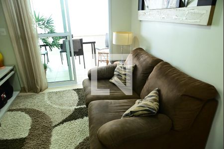 Sala de apartamento para alugar com 2 quartos, 90m² em Vilamar, Praia Grande