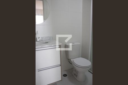 Banheiro de apartamento para alugar com 1 quarto, 25m² em Vila Cláudia, São Paulo