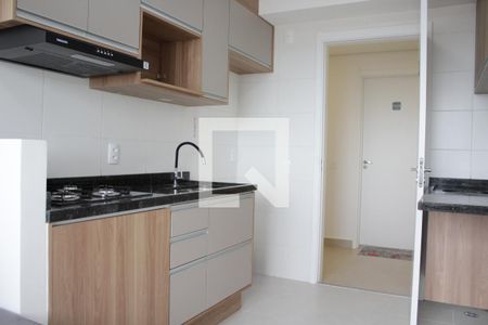Cozinha de apartamento para alugar com 1 quarto, 25m² em Vila Cláudia, São Paulo