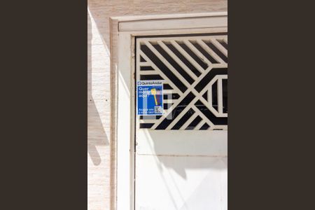 Casa à venda com 250m², 3 quartos e 2 vagas Casa à venda com 250m², 3 quartos e 2 vagasPlaca de Anuncio