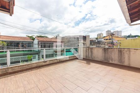 Casa à venda com 250m², 3 quartos e 2 vagas Casa à venda com 250m², 3 quartos e 2 vagasCobertura