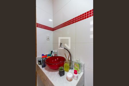 Casa à venda com 250m², 3 quartos e 2 vagas Casa à venda com 250m², 3 quartos e 2 vagasBanheiro da Suíte