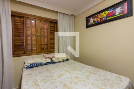 Suíte de casa para alugar com 3 quartos, 250m² em Quitaúna, Osasco