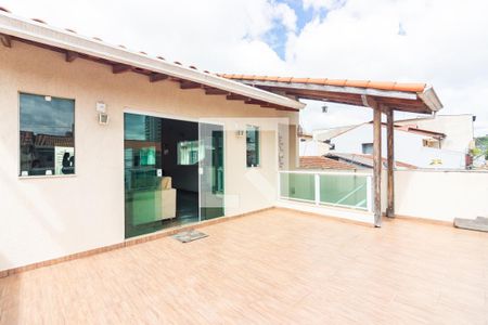 Casa à venda com 250m², 3 quartos e 2 vagas Casa à venda com 250m², 3 quartos e 2 vagasCobertura