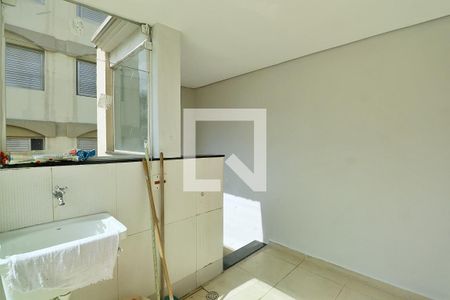 Apartamento para alugar com 75m², 2 quartos e 1 vagaÁrea de Serviço