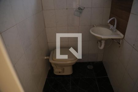 Casa para alugar com 30m², 1 quarto e sem vagaBanheiro