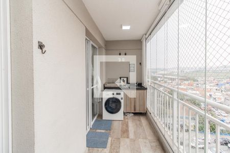 Varanda de apartamento para alugar com 2 quartos, 50m² em Jardim Santa Teresinha, São Paulo