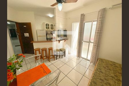 Sala de TV de apartamento para alugar com 1 quarto, 55m² em Cachoeira do Bom Jesus, Florianópolis