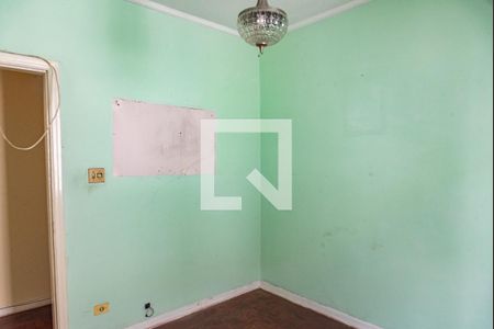 Casa à venda com 200m², 3 quartos e 2 vagas Casa à venda com 200m², 3 quartos e 2 vagasQuarto 2