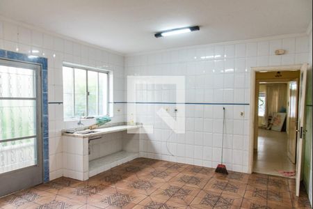 Casa à venda com 200m², 3 quartos e 2 vagas Casa à venda com 200m², 3 quartos e 2 vagasCozinha