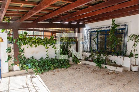 Casa à venda com 200m², 3 quartos e 2 vagas Casa à venda com 200m², 3 quartos e 2 vagasGaragem