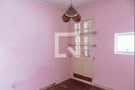 Casa à venda com 200m², 3 quartos e 2 vagas Casa à venda com 200m², 3 quartos e 2 vagasSuíte