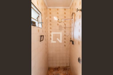 Casa à venda com 200m², 3 quartos e 2 vagas Casa à venda com 200m², 3 quartos e 2 vagasBanheiro de serviço