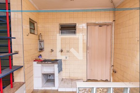 Casa à venda com 200m², 3 quartos e 2 vagas Casa à venda com 200m², 3 quartos e 2 vagasÁrea de serviço