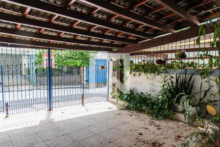 Casa à venda com 200m², 3 quartos e 2 vagas Casa à venda com 200m², 3 quartos e 2 vagasGaragem
