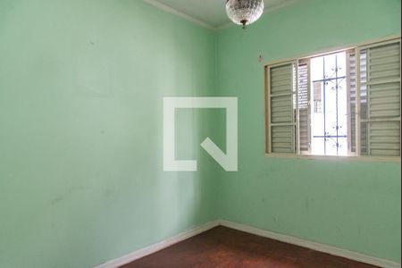 Casa à venda com 200m², 3 quartos e 2 vagas Casa à venda com 200m², 3 quartos e 2 vagasQuarto 2