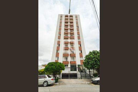 Apartamento para alugar com 80m², 3 quartos e 1 vaga Apartamento para alugar com 80m², 3 quartos e 1 vagaFachada