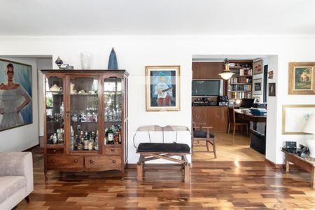 Sala de apartamento à venda com 3 quartos, 198m² em Vila Uberabinha, São Paulo