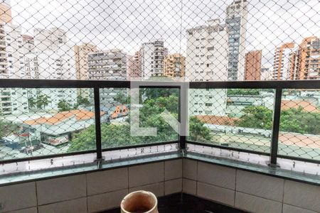 Sacada de apartamento à venda com 3 quartos, 198m² em Vila Uberabinha, São Paulo
