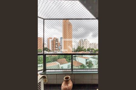 Sacada de apartamento à venda com 3 quartos, 198m² em Vila Uberabinha, São Paulo