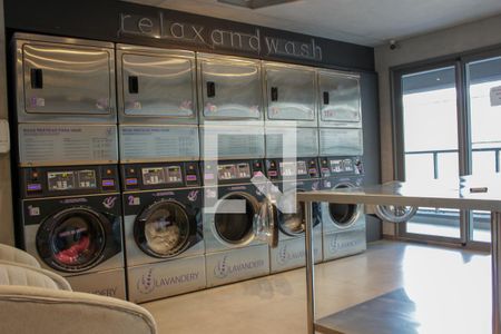 Apartamento à venda com 18m², 1 quarto e sem vagaÁrea comum - Lavanderia