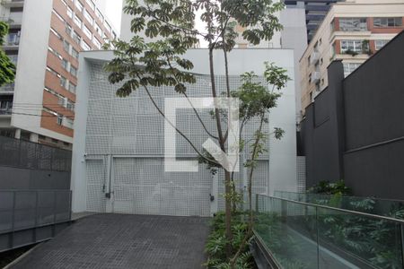 Apartamento à venda com 18m², 1 quarto e sem vagaSaída social e de serviços do Condomínio