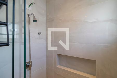 Casa de condomínio à venda com 304m², 3 quartos e 3 vagas Casa de condomínio à venda com 304m², 3 quartos e 3 vagasQuarto da suíte 2