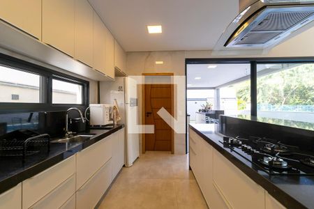 Casa de condomínio à venda com 304m², 3 quartos e 3 vagas Casa de condomínio à venda com 304m², 3 quartos e 3 vagasCozinha