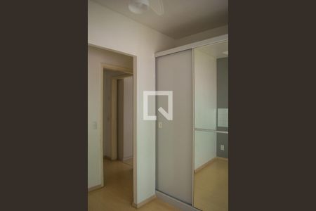 Quarto 2 de apartamento para alugar com 2 quartos, 48m² em Camaquã, Porto Alegre