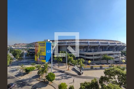 Apartamento à venda com 67m², 2 quartos e 1 vagaQuarto 2 - Vista