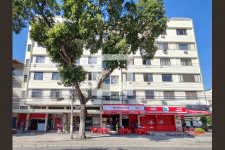 Apartamento à venda com 67m², 2 quartos e 1 vagaFachada