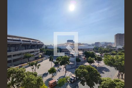 Apartamento à venda com 67m², 2 quartos e 1 vagaQuarto 1 - Vista