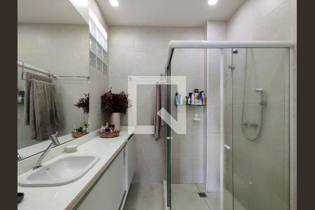 Apartamento à venda com 67m², 2 quartos e 1 vagaBanheiro 