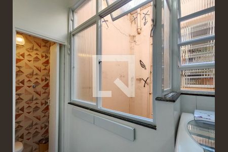 Apartamento à venda com 67m², 2 quartos e 1 vagaÁrea de Serviço 