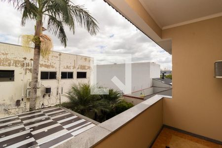 Casa para alugar com 700m², 4 quartos e 4 vagasQuarto Suíte 1-Varanda