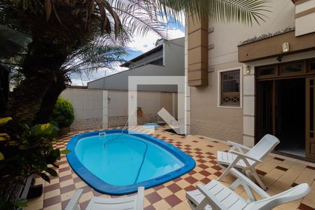 Casa para alugar com 700m², 4 quartos e 4 vagasQuintal