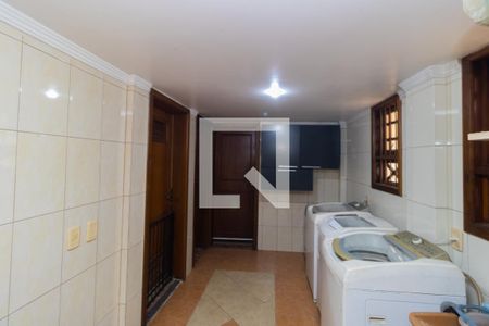 Casa para alugar com 700m², 4 quartos e 4 vagasÁrea de Serviço