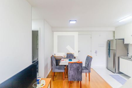 Sala de apartamento para alugar com 2 quartos, 43m² em Santo Amaro, São Paulo