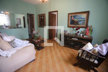 Sala de casa à venda com 4 quartos, 282m² em Carlos Prates, Belo Horizonte