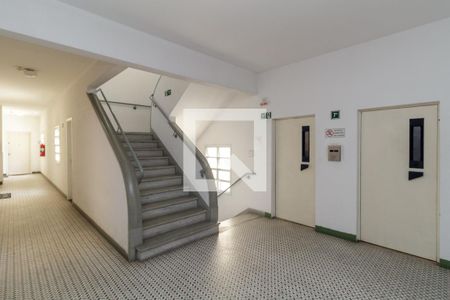 Apartamento à venda com 38m², 1 quarto e sem vaga Apartamento à venda com 38m², 1 quarto e sem vagaÁrea comum - Hall de Elevadores