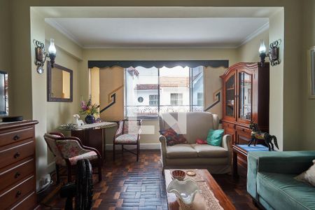 Sala de casa para alugar com 4 quartos, 105m² em Tijuca, Rio de Janeiro