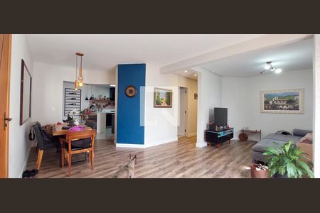 Sala de apartamento para alugar com 3 quartos, 90m² em Vila Gilda, Santo André